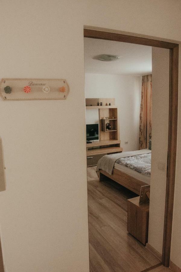 Апартаменты Apartament 1 Decembrie Алба-Юлия Экстерьер фото